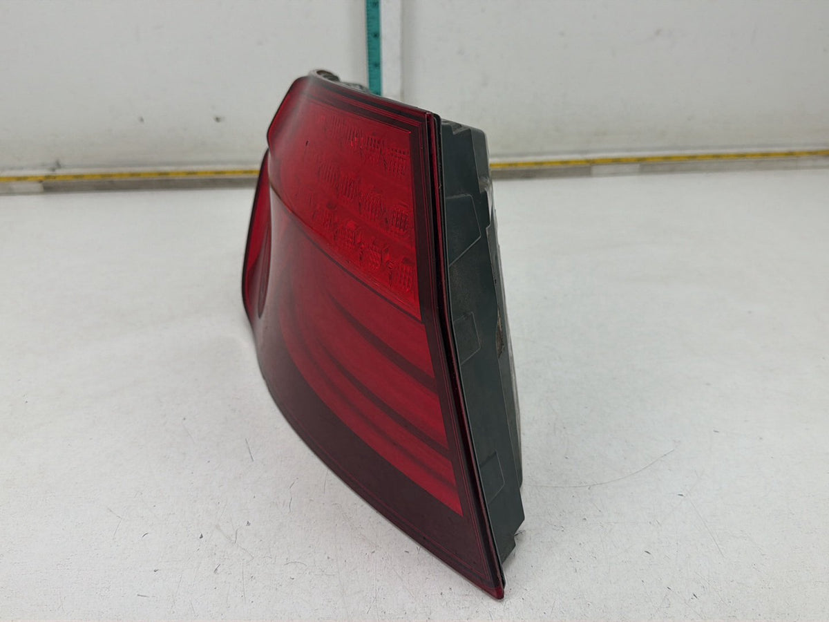 2011-2013 BMW 528i F10 Rear Left Driver Side Outer Tail Light 173462-01 OEM