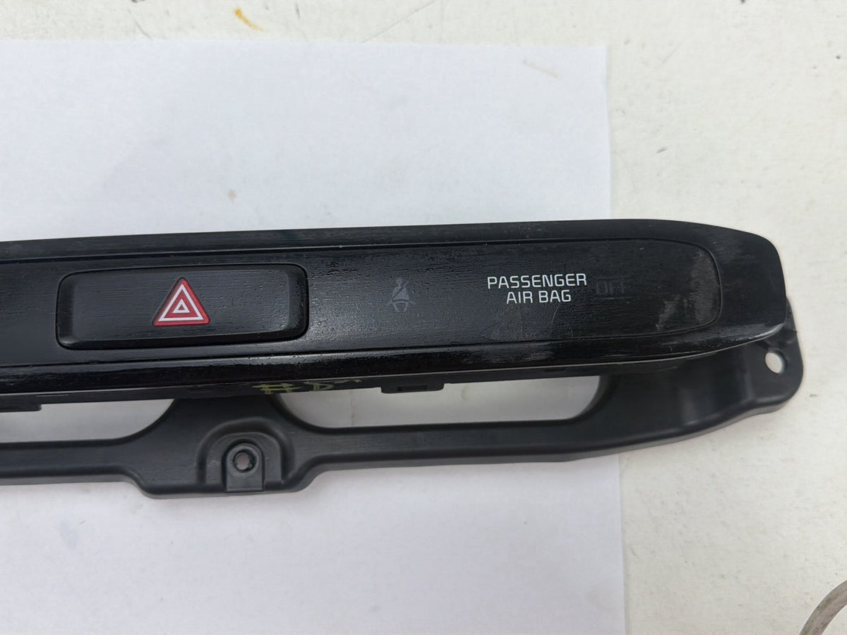 2015-2018 Kia Sedona Dash Digital Clock Display Hazard Switch 94510-A9100 OEM