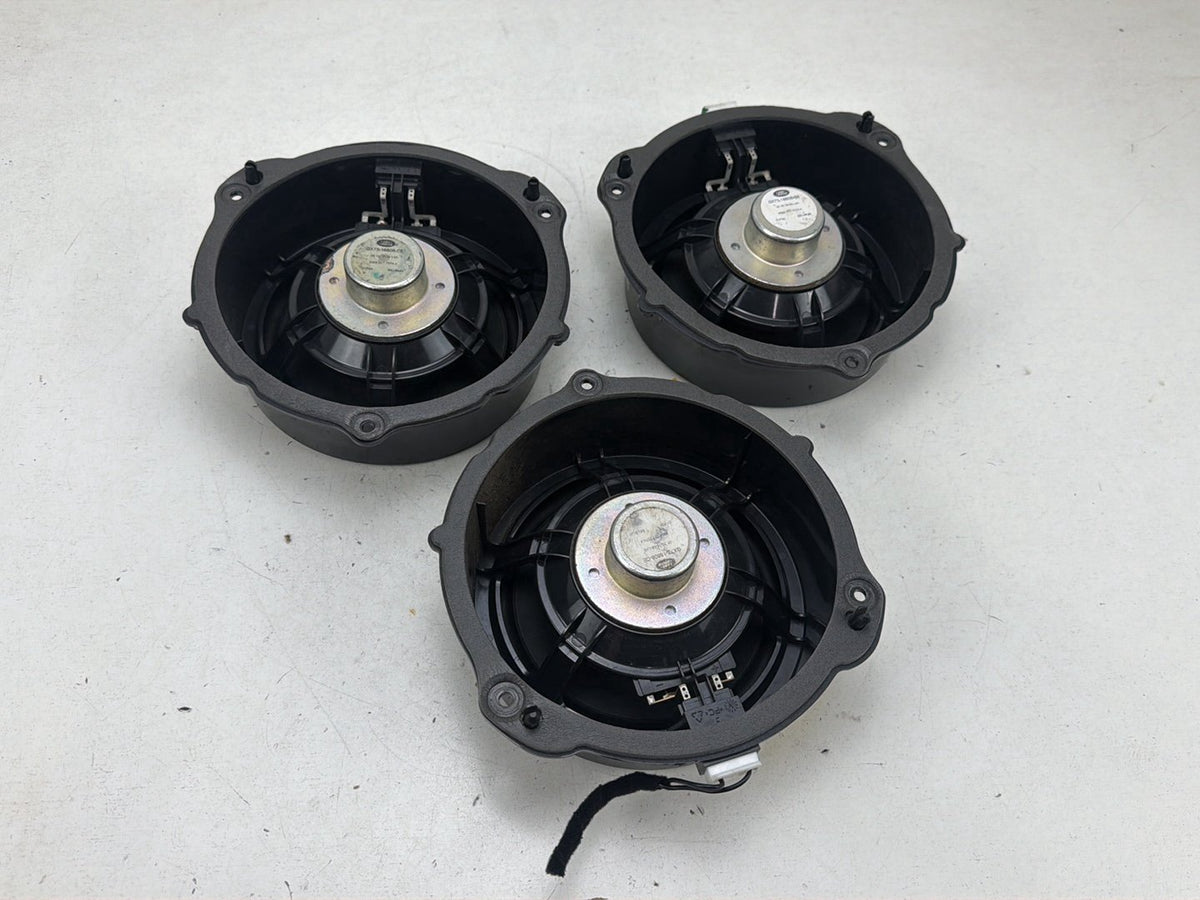 2017-2020 Jaguar F-Pace Front Left/Right Door Audio Speaker Sound System OEM