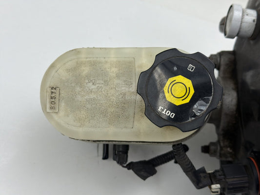 2007-2008 GMC Yukon Denali Brake Booster Master Cylinder Fluid Reservoir OEM