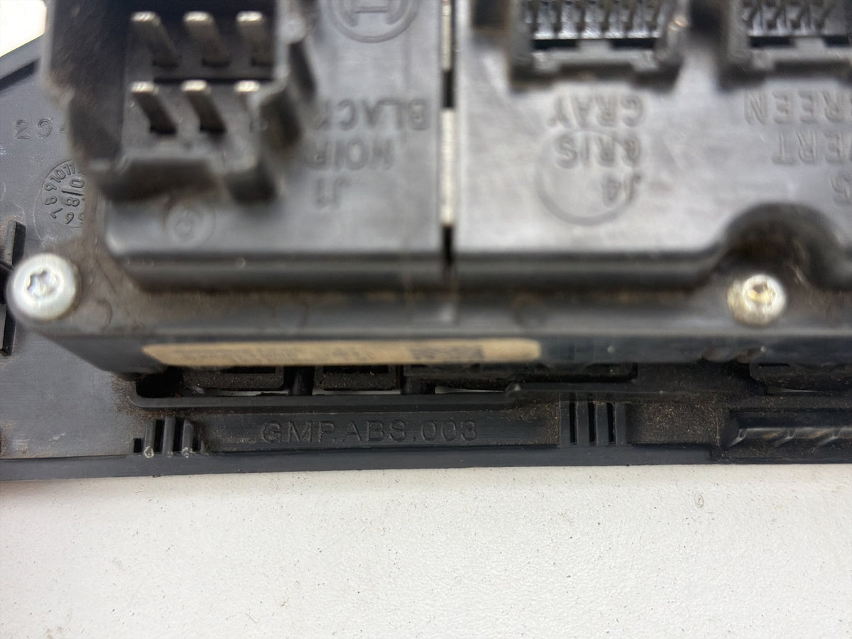 2007-2009 Cadillac Escalade Front Left Driver Side Door Master Window Switch OEM