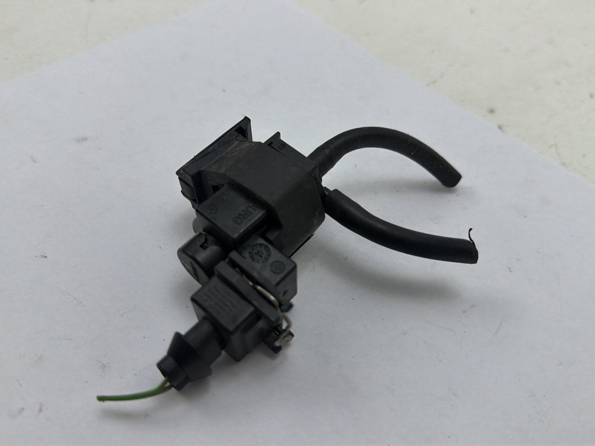 2006-2010 BMW X3 Exhaust Flap Vacuum Control Valve Solenoid 18.30 8 615 875 OEM