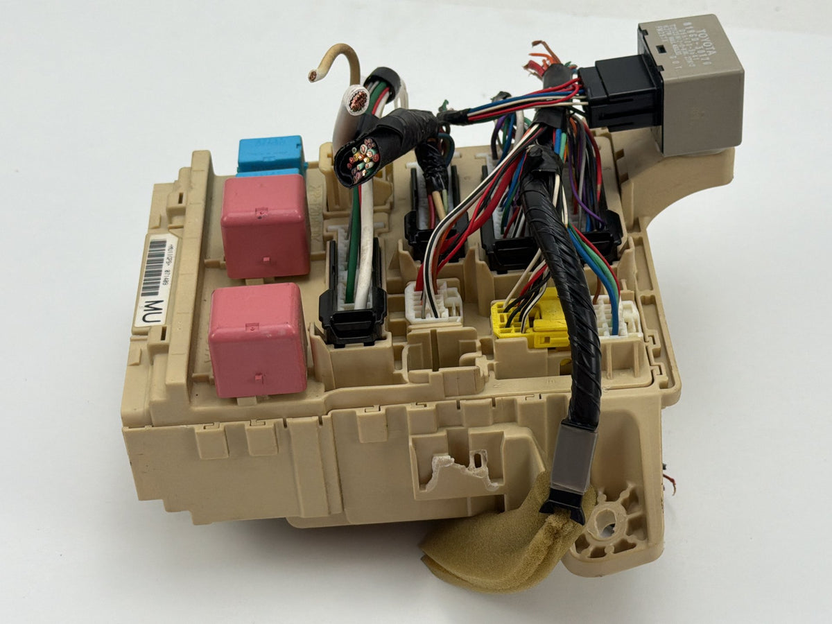 2007-2009 Lexus ES350 V40 Interior Cabin Fuse Relay Box Junction Block OEM