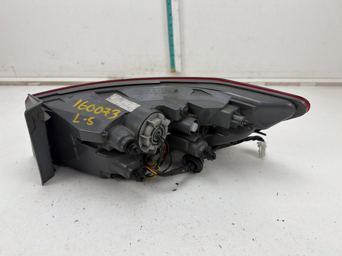 2010-2013 Kia Forte Rear Left Side Outer Quarter Panel Mounted Tail Light OEM