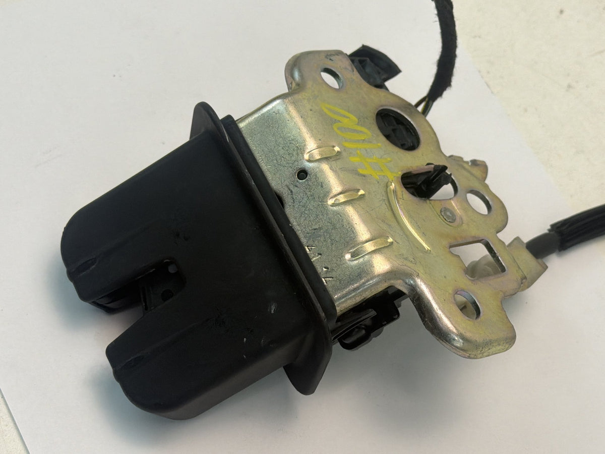 2015-2020 Audi A3 8V Rear Trunk Lid Tailgate Lock Latch Actuator 4H0827505A OEM