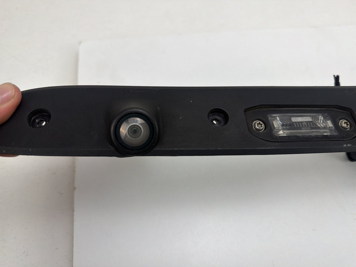 2011-2018 Volvo S60 - Trunk Lid Handle License Light 31385459 OEM