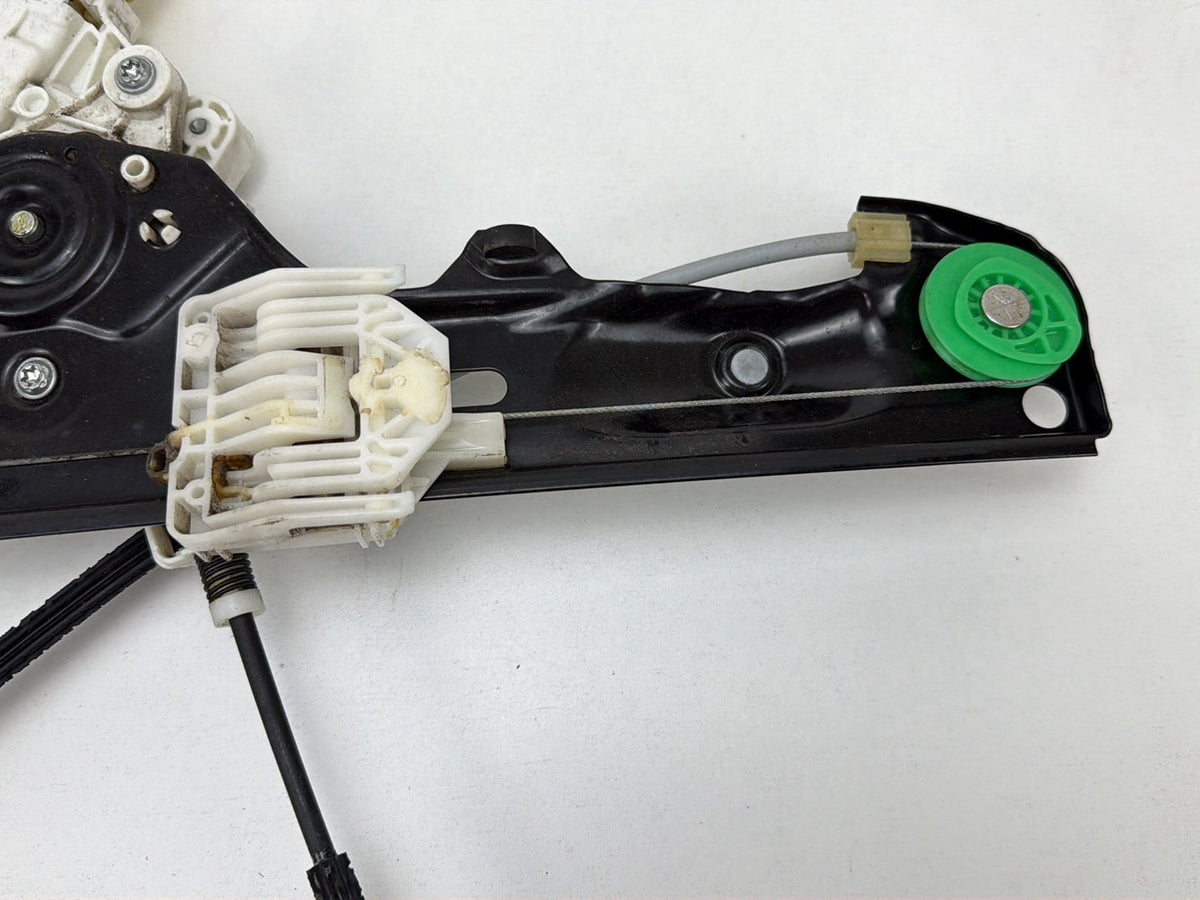 2012-2014 BMW X1 E84 Left Front Window Regulator/Motor OEM