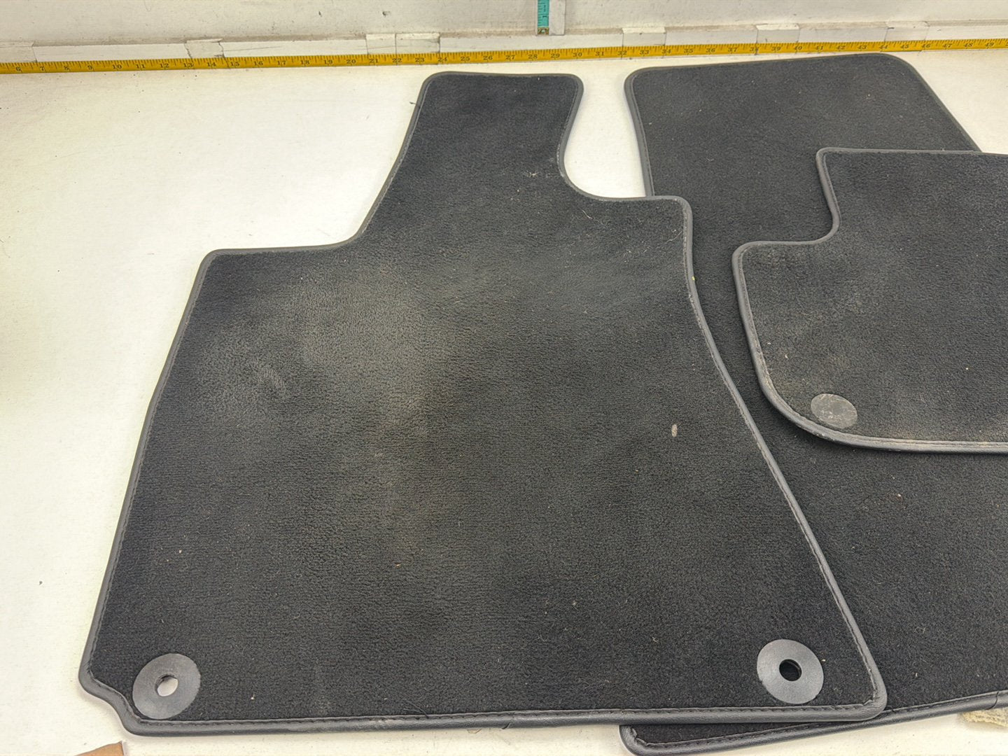 2014-2017 Maserati Ghibli III M157 Carpet Floor Mats Set of 4 6700621790 OEM