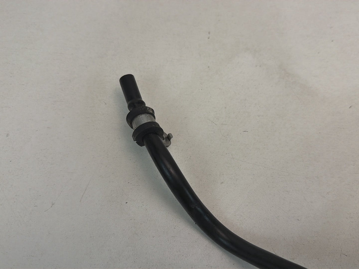 2012-2014 Mercedes-Benz S-Class W221 Engine Valve Bleed Hose Pipe Line A2780180082 OEM