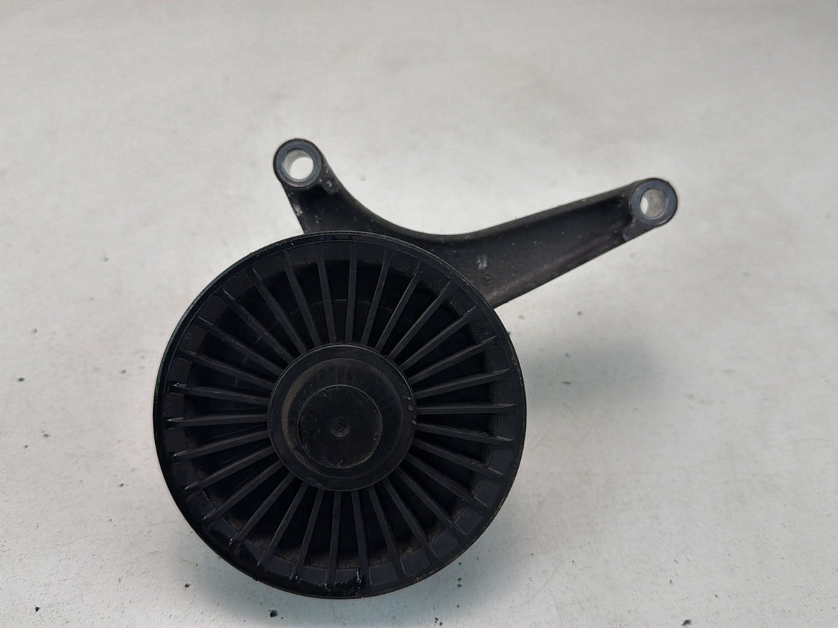 2012-2017 Mercedes-Benz S-Class W221 V-Belt Tensioner Pulley Mount OEM
