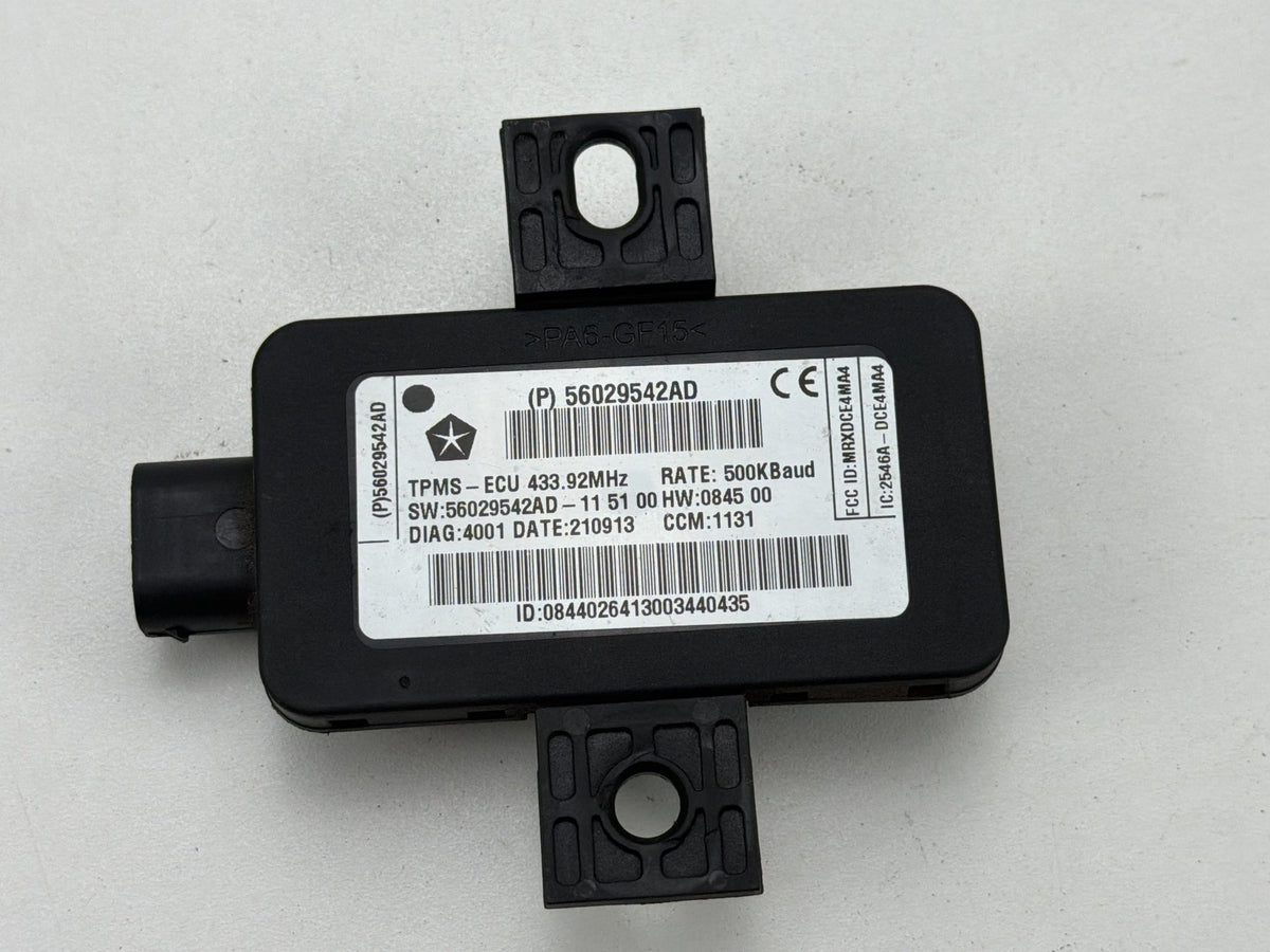 2014-2021 Jeep Grand Cherokee TPMS Tire Pressure Monitor Module 56029542AD OEM