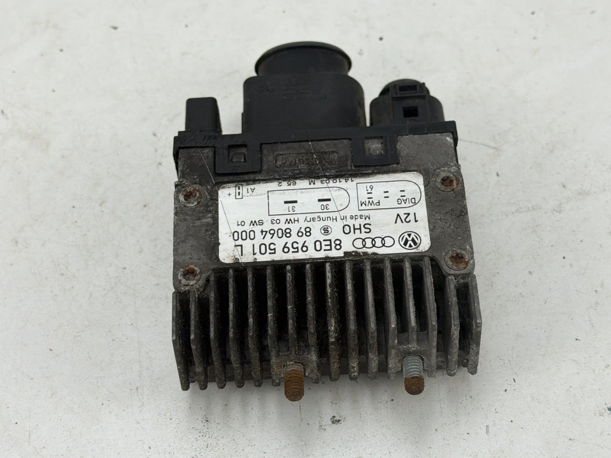2004-2009 Audi A4 S4 Radiator Fan Control Module 8E0959501L OEM