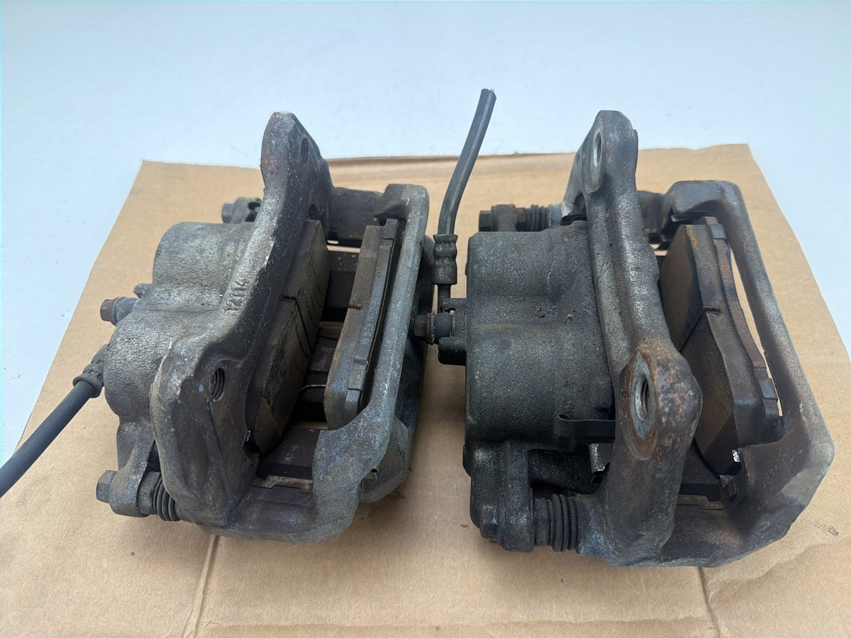 2011-2017 Honda Odyssey Front Left & Right Side Brake Caliper Set of 2 OEM