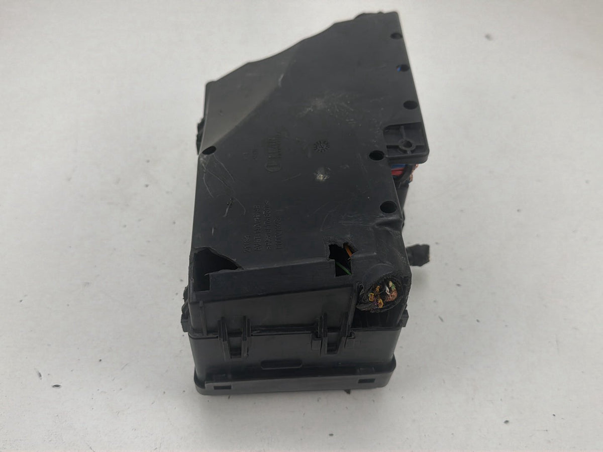 2013-2019 Ford Escape Engine Fuse Box Relay Module GJ7T-14A076-BA OEM