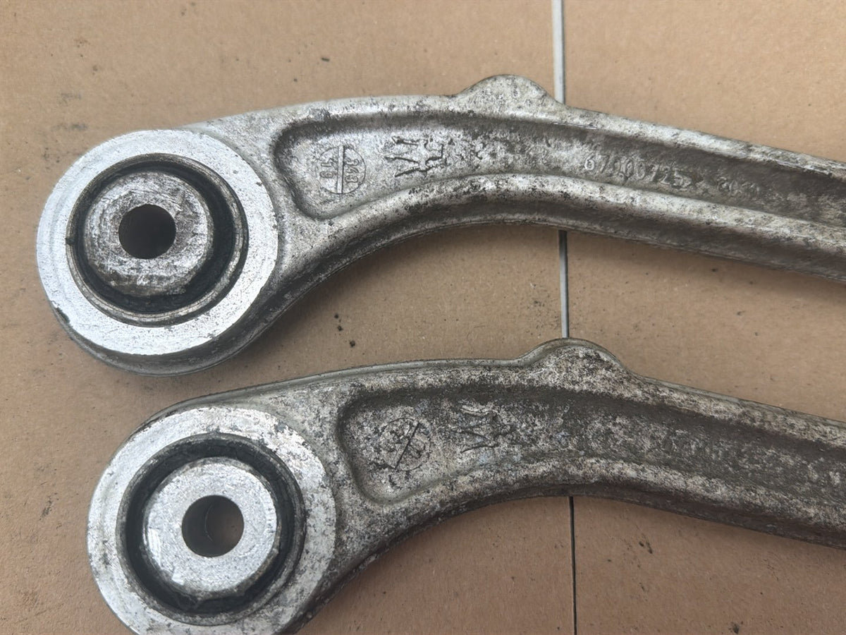 2014-2019 Maserati Ghibli III M157 - Rear LH & RH Upper Control Arm Pair OEM