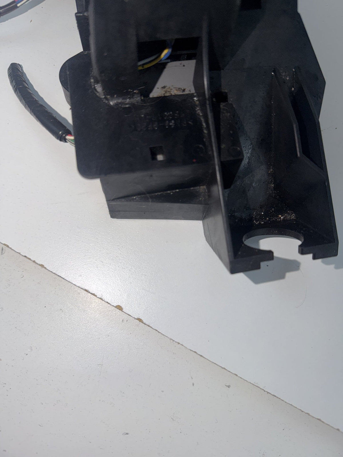 2007-2012 Lexus ES350 Automatic Transmission Floor Shifter Assembly w/Knob OEM