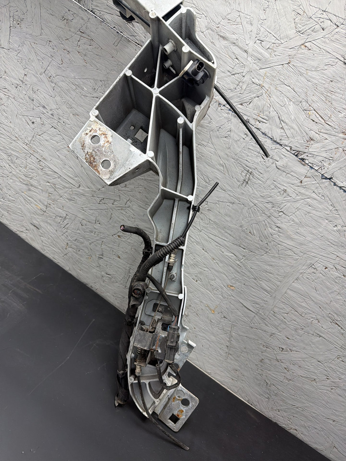 2014-2017 Maserati Ghibli Front Radiator Core Support Bumper Carrier Frame OEM