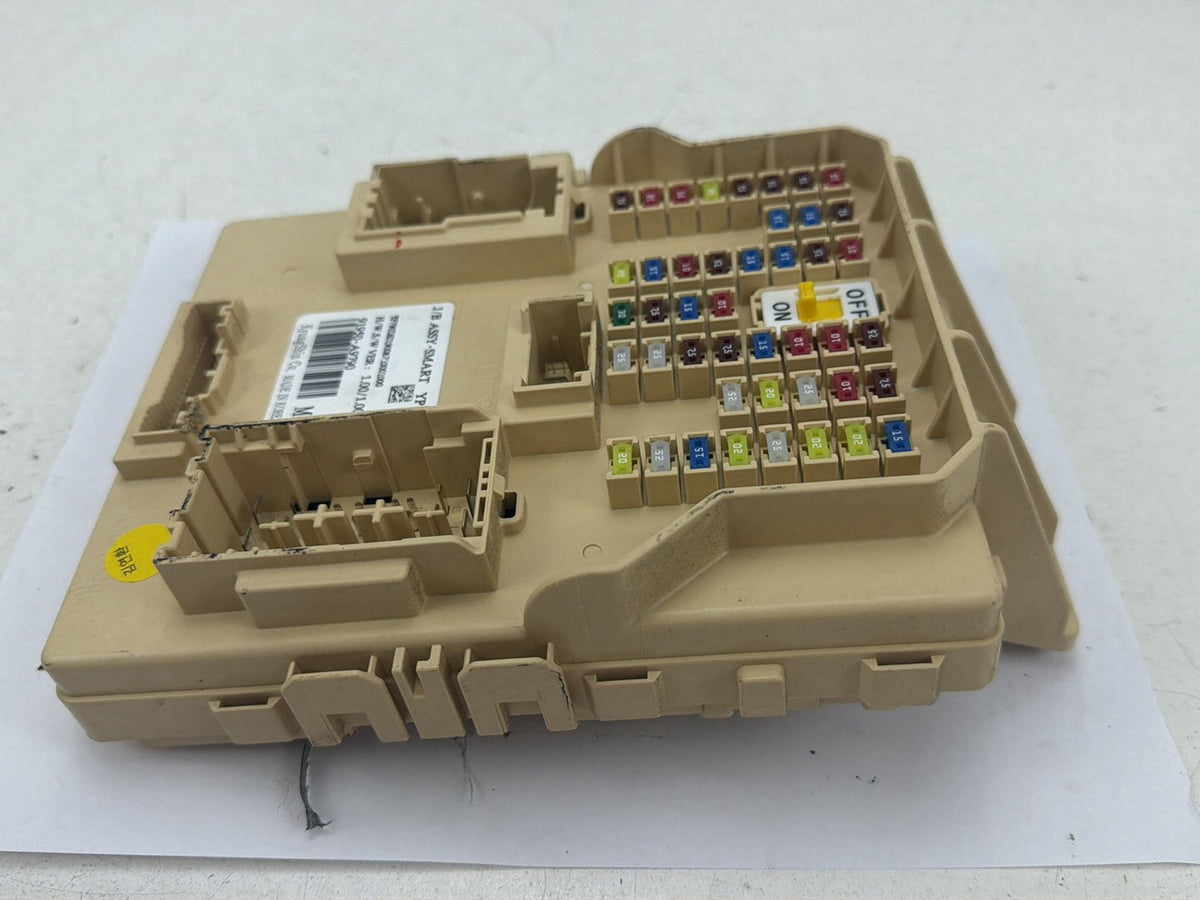 2015-2018 Kia Sedona Dashboard Smart Junction Box Fuse Block 91950-A9790 OEM