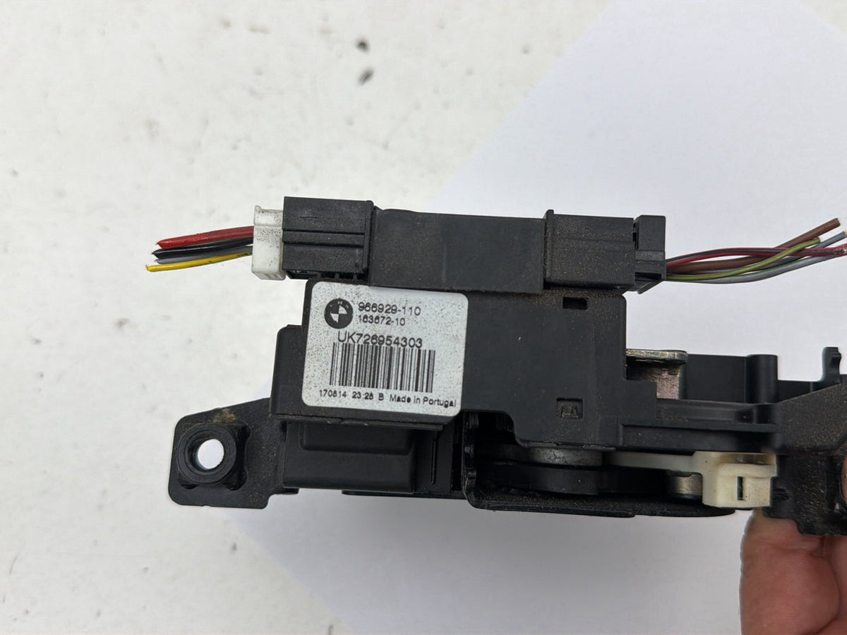 2011-2016 BMW 550i xDrive Rear Trunk Lid Latch Lock Opener Actuator 966929 OEM