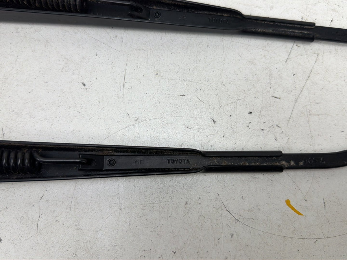 2003-2009 Toyota 4Runner Front Left & Right Windshield Wiper Arm Set of 2 OEM