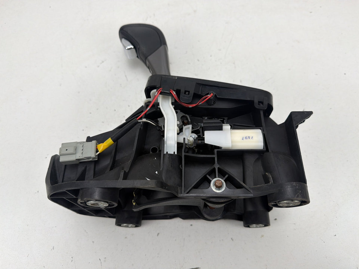 2006-2007 Honda Accord Automatic Transmission Gear Shifter Selector Assembly OEM