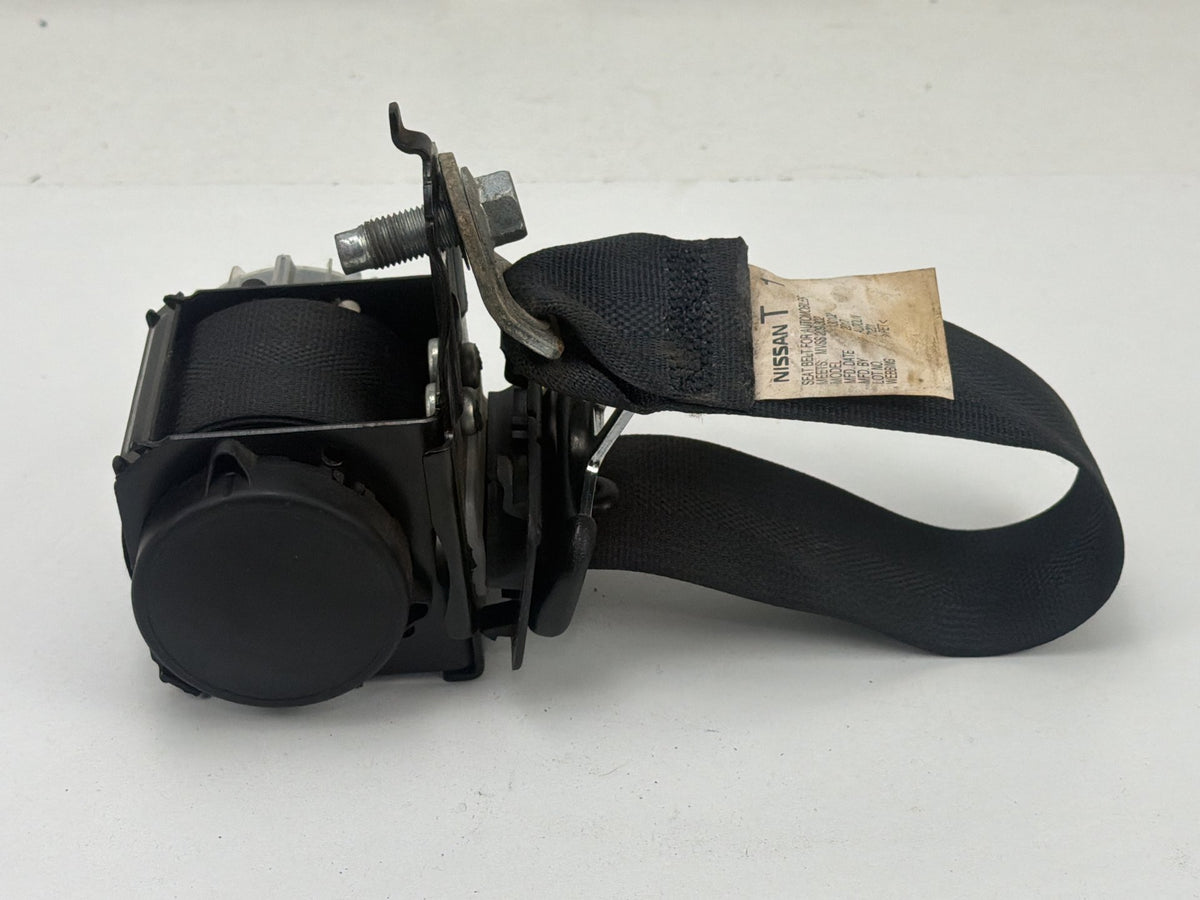 2013-2019 Nissan Sentra Right Rear Seat Belt Retractor 621752063D OEM
