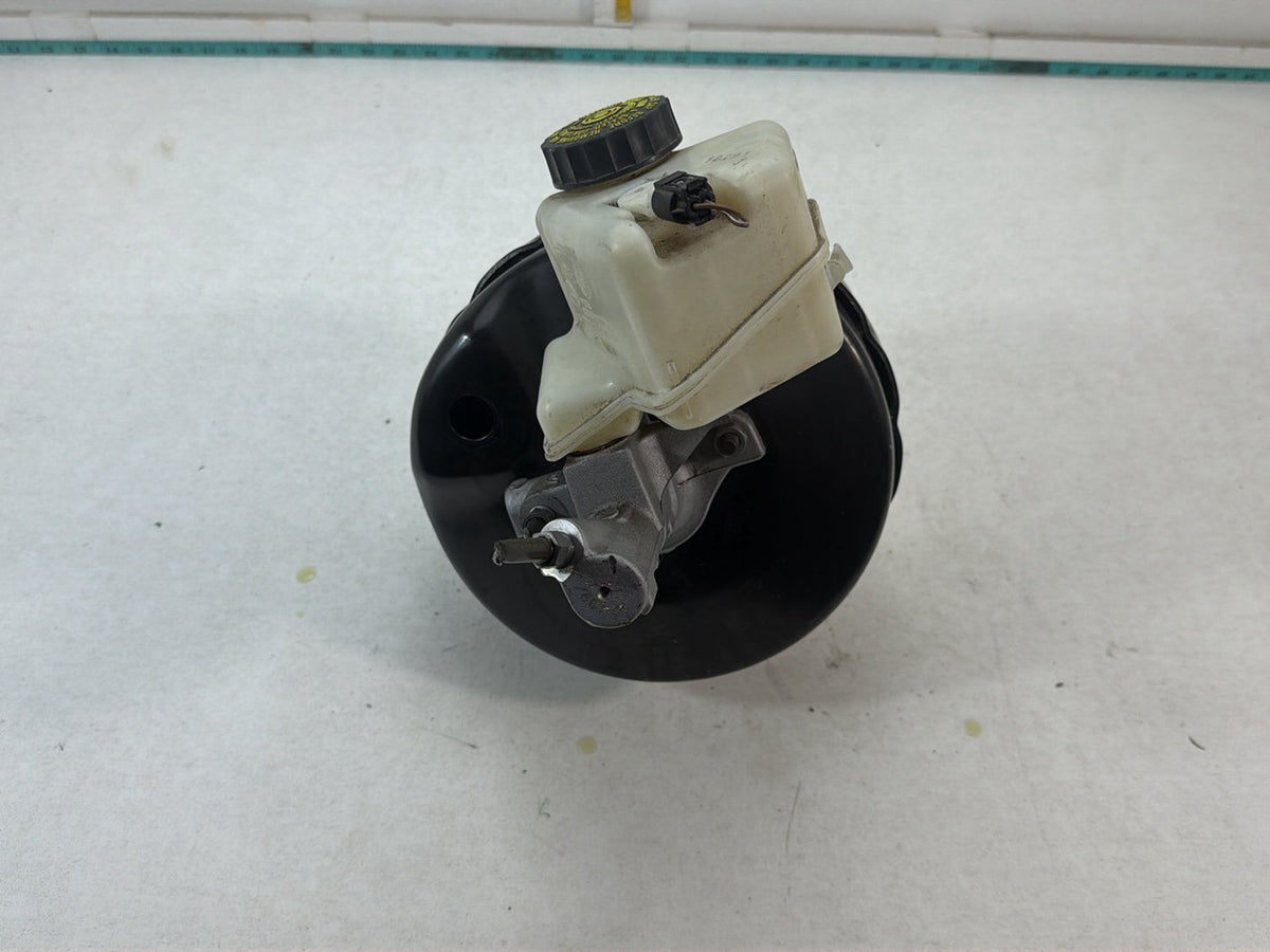 2010-2013 Mercedes-Benz E-Class Power Brake Booster Master Cylinder OEM