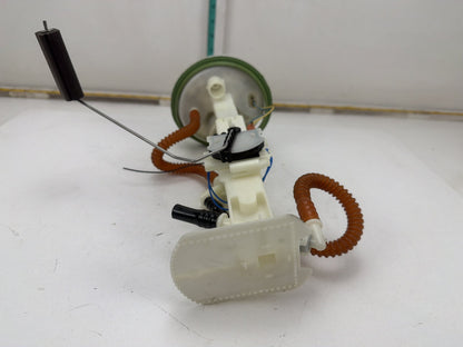 2010-2013 BMW X5 Fuel Pump Level Sender Assembly 7172466 OEM