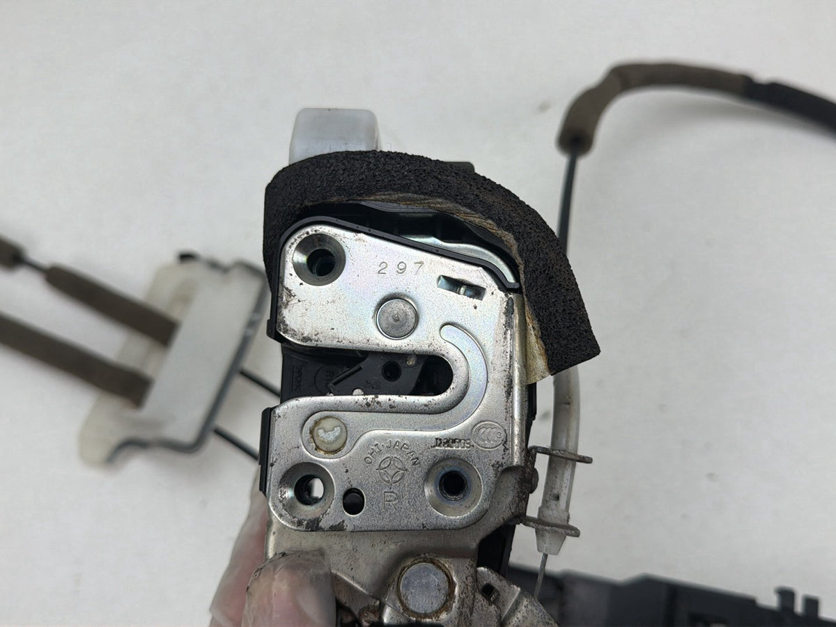 2010-2013 Infiniti G37- Front Right Passenger Side Door Latch Lock Assembly OEM