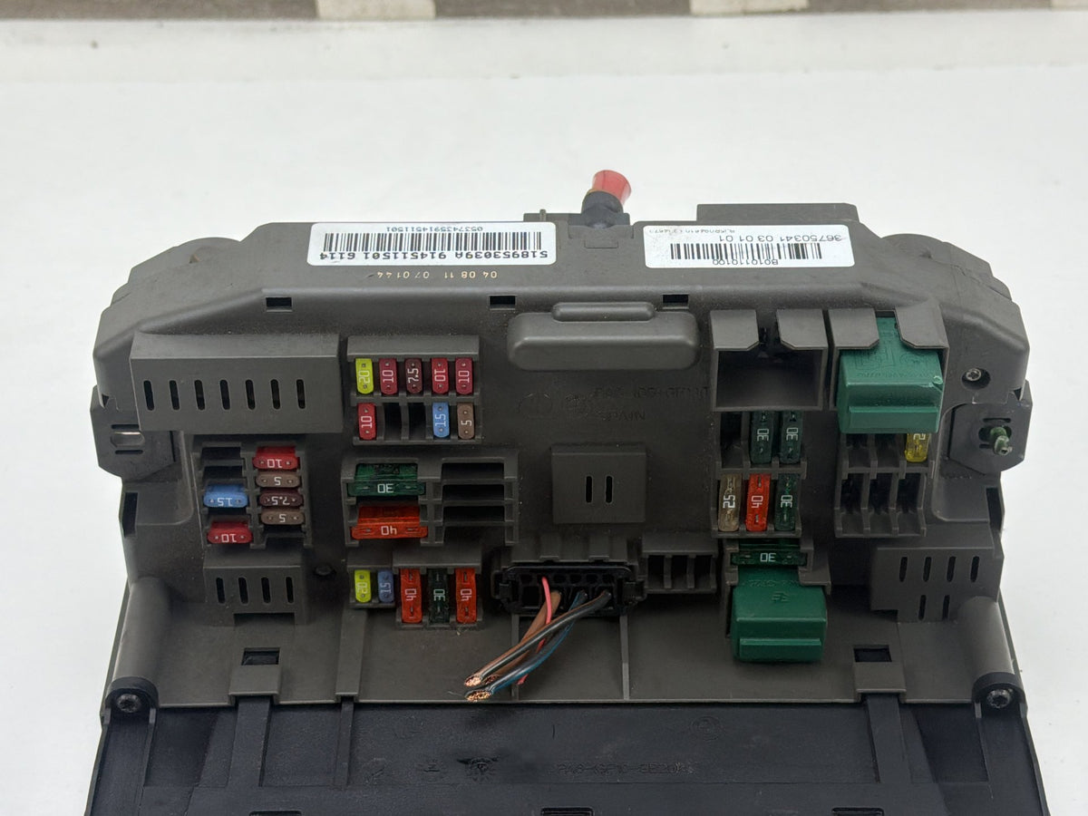 2010-2013 BMW X5 Fuse Box Junction Box Wire Harness Connector Plug 693168903 OEM