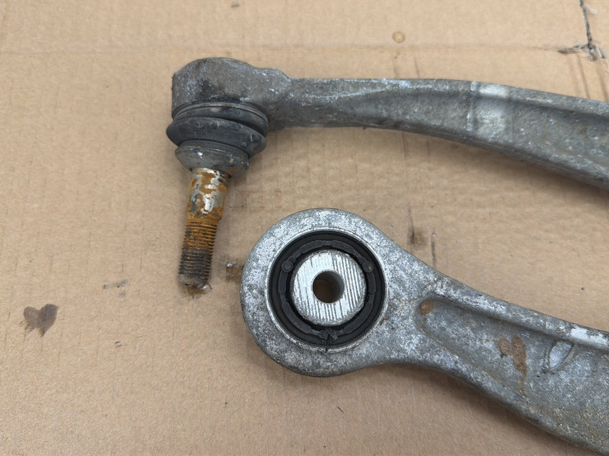 2012-2016 BMW 528i F10 Left & Right Rear Lower Control Arm Set EN6082T6 OEM
