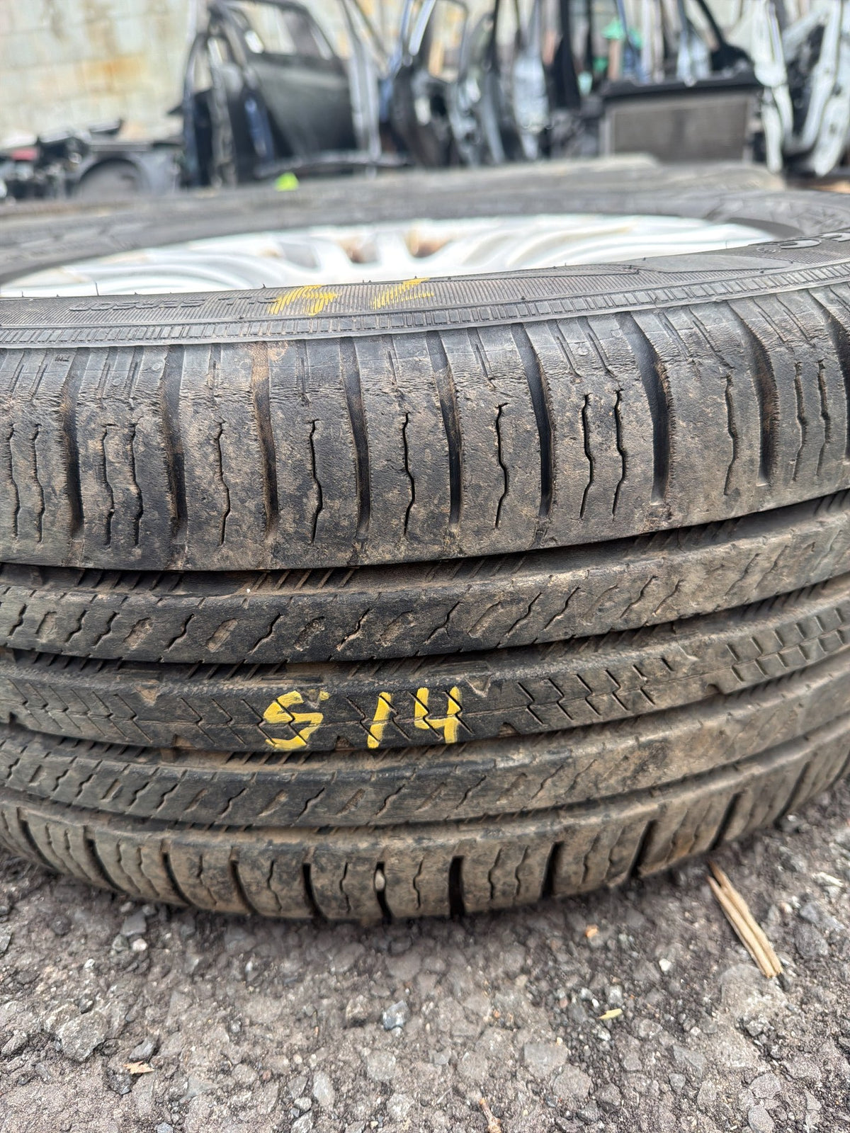 2011-2020 Toyota Sienna Tire Wheel Rim Set of 4 M+S 235/60R17 102H OEM