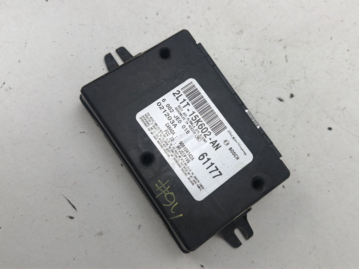 2003-2006 Lincoln Navigator Keyless Entry Receiver Module 2L1T-15K602-AN OEM