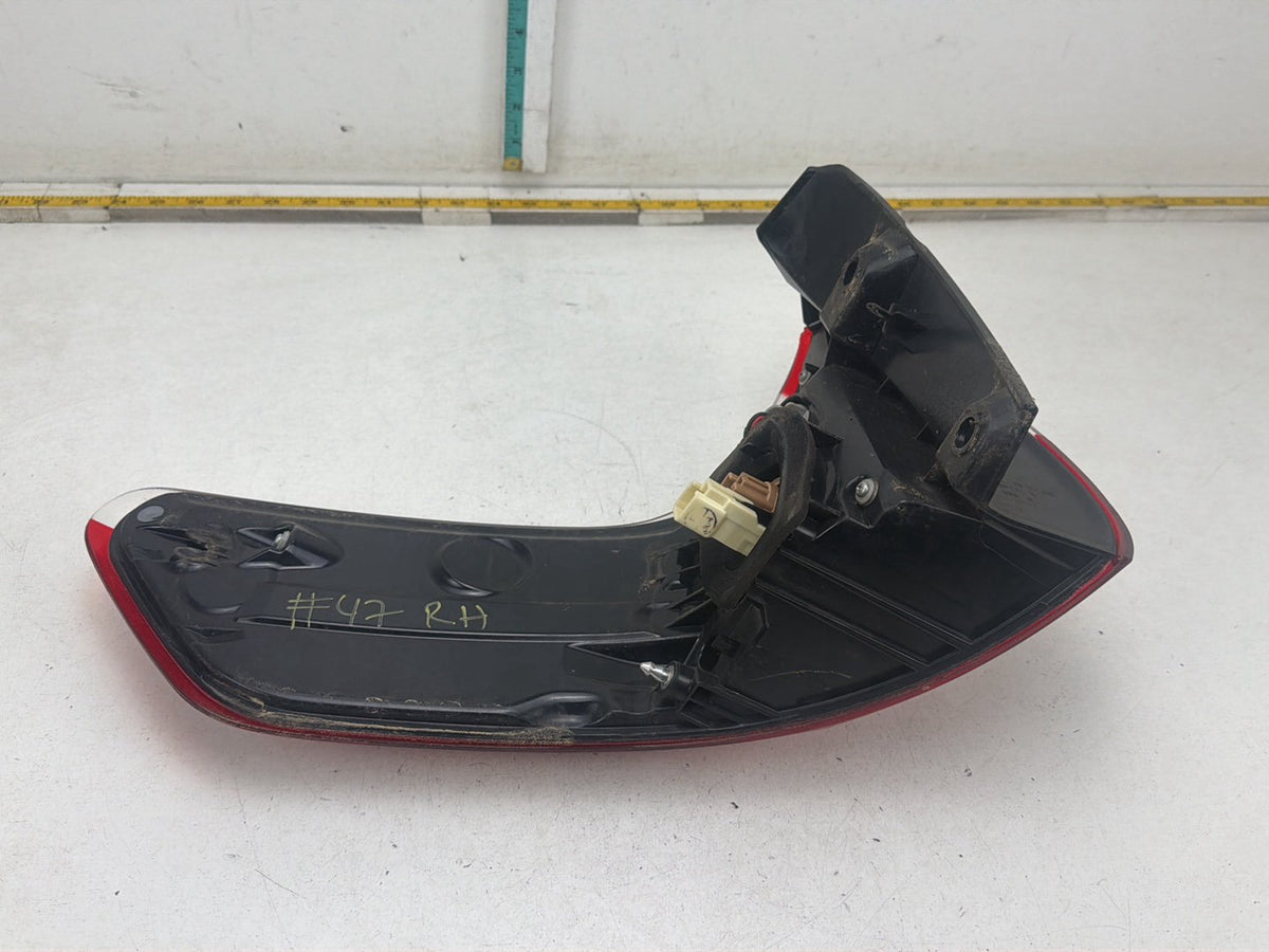 2015 - 2020 Toyota Sienna L30 - Rear Right Passenger Side Outer Tail Light OEM