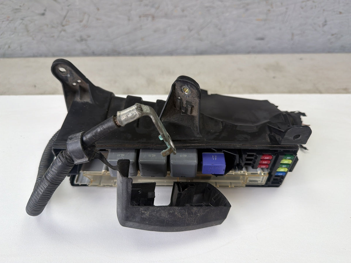 2006-2013 Lexus IS250 E20 Engine Under Hood Fuse Box Relay Junction Block OEM