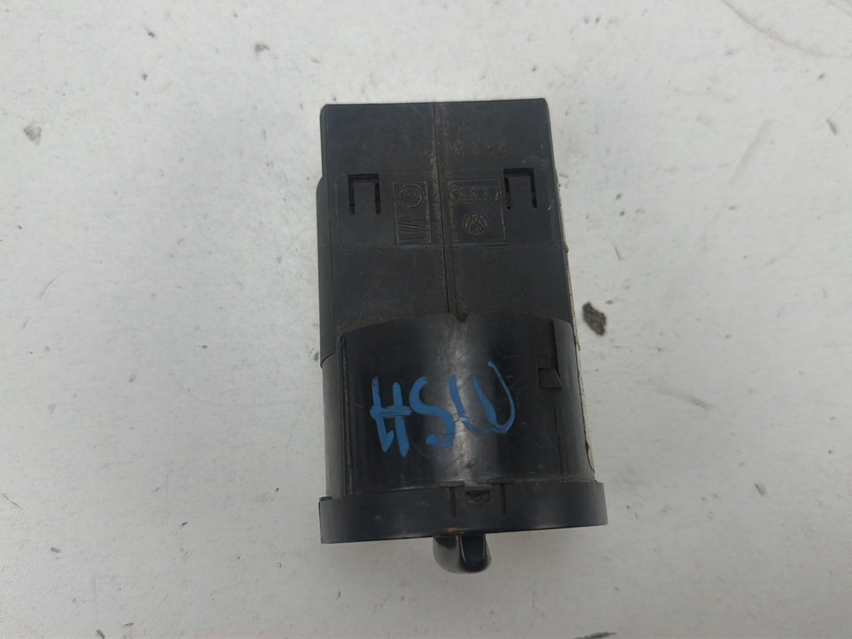 1998-2010 Volkswagen Beetle Headlight Control Switch 1C0941531B OEM