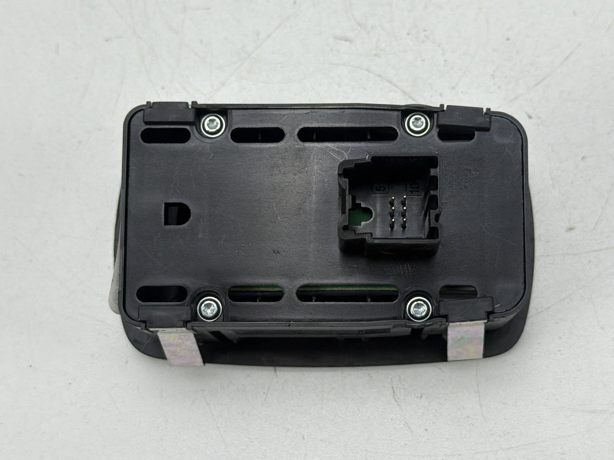 2014-2017 Maserati Ghibli Right Rear Door Window Switch 670025405 OEM