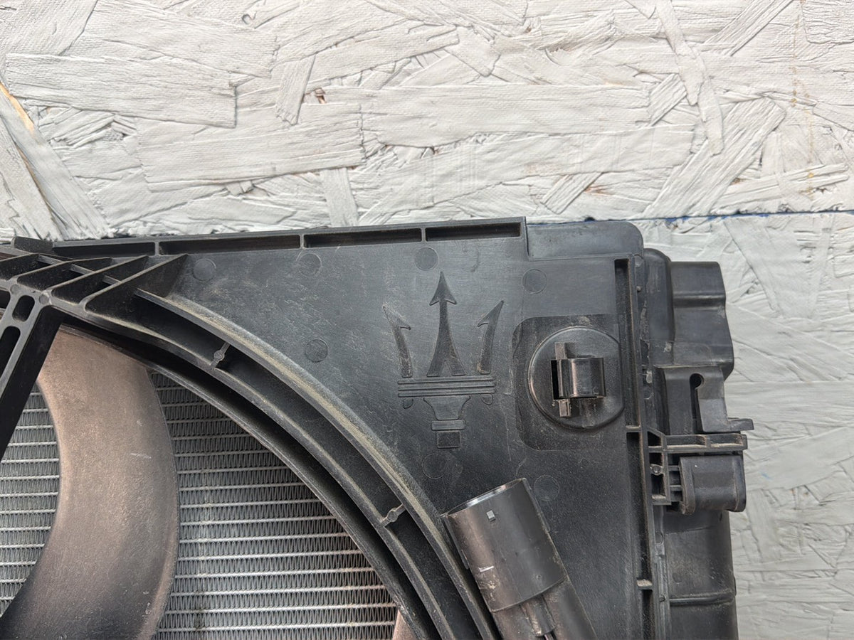 2014-2020 Maserati Ghibli Engine Radiator A/C Condenser Cooling Fan Shroud OEM