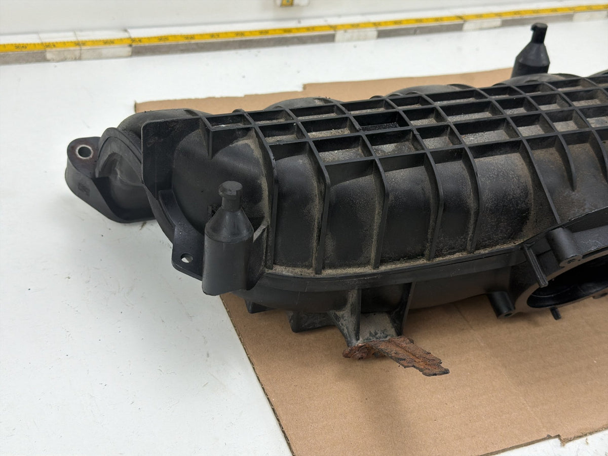 2011-2013 BMW X5 Engine Intake Manifold Assembly OEM