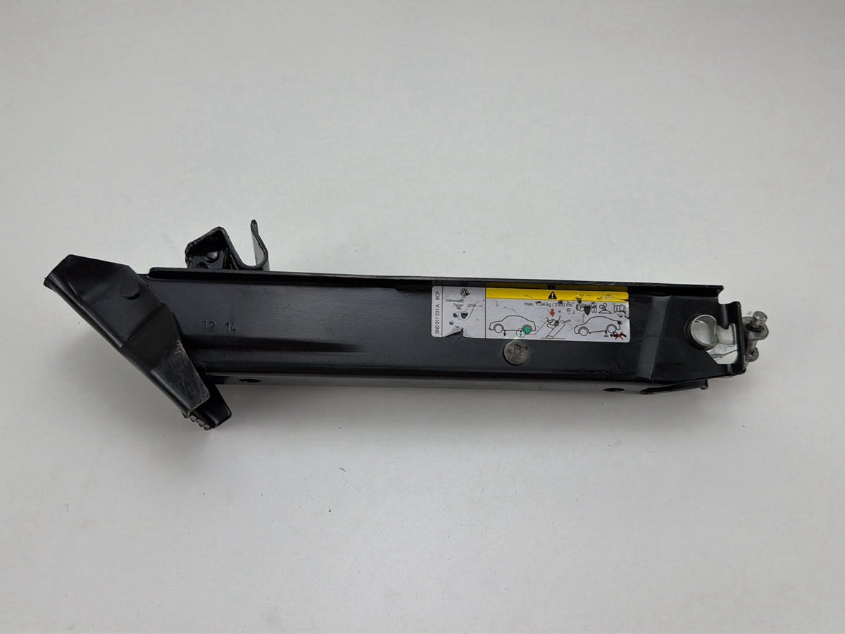 2013-2017 Volkswagen Tiguan Jack/Tool Kit 5N0011031A OEM