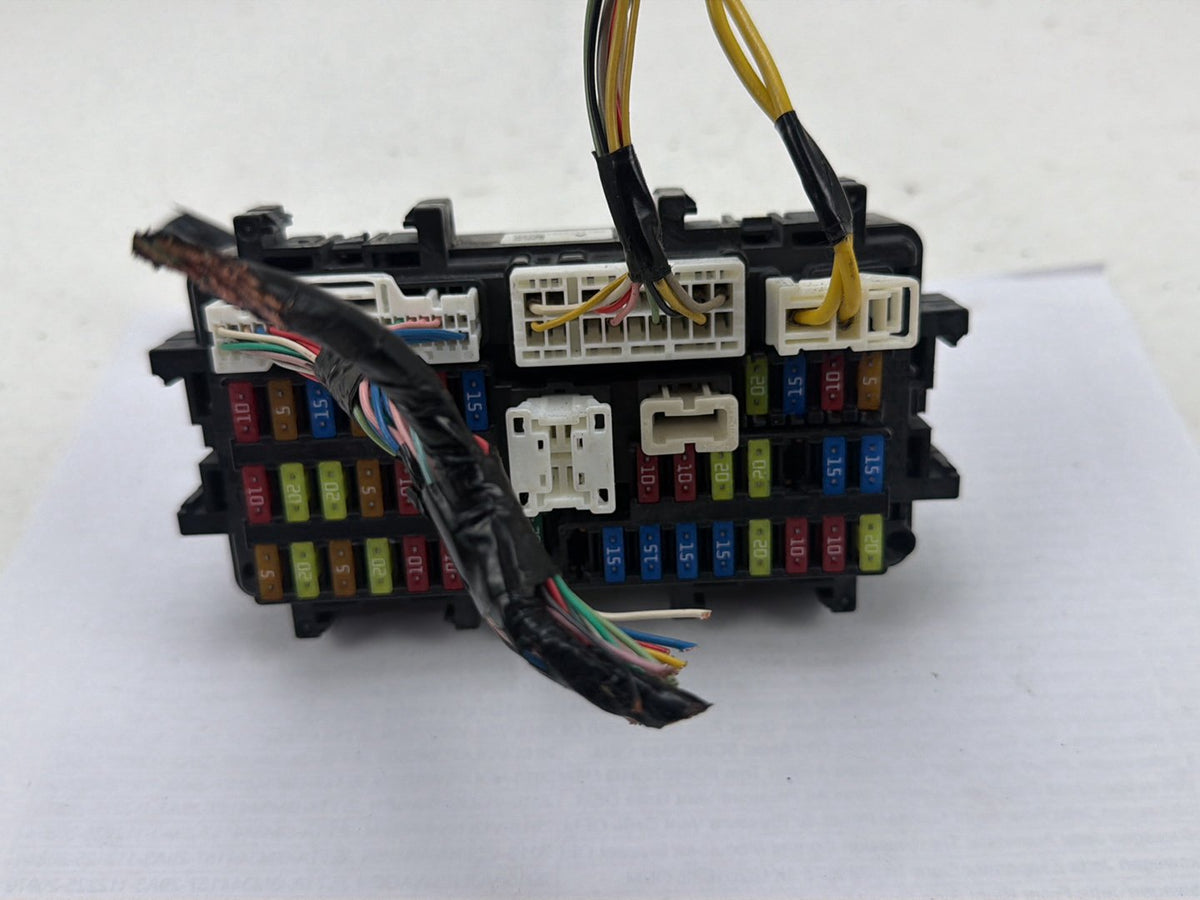 2014-2020 Infiniti Q50 V37 Interior Cabin Fuse Junction Box Block Unit OEM