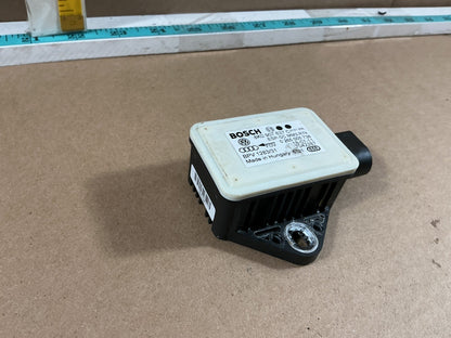 2009-2016 Audi A5 S4 S5 A4 Q5 Yaw Rate Acceleration Sensor 8K0907637C OEM
