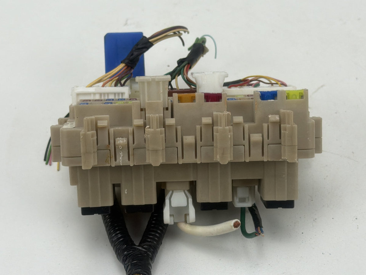 2013-2018 Nissan Altima Cabin Interior Junction Block Fuse Box Panel Module OEM