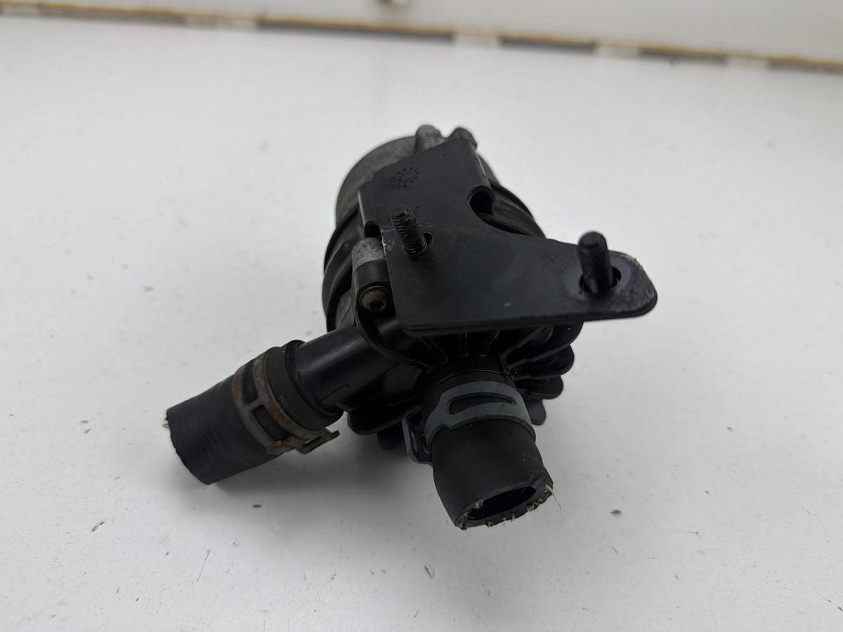 2012-2018 Audi A7 Engine Coolant Auxiliary Electric Water Pump 8K0 965 567 OEM