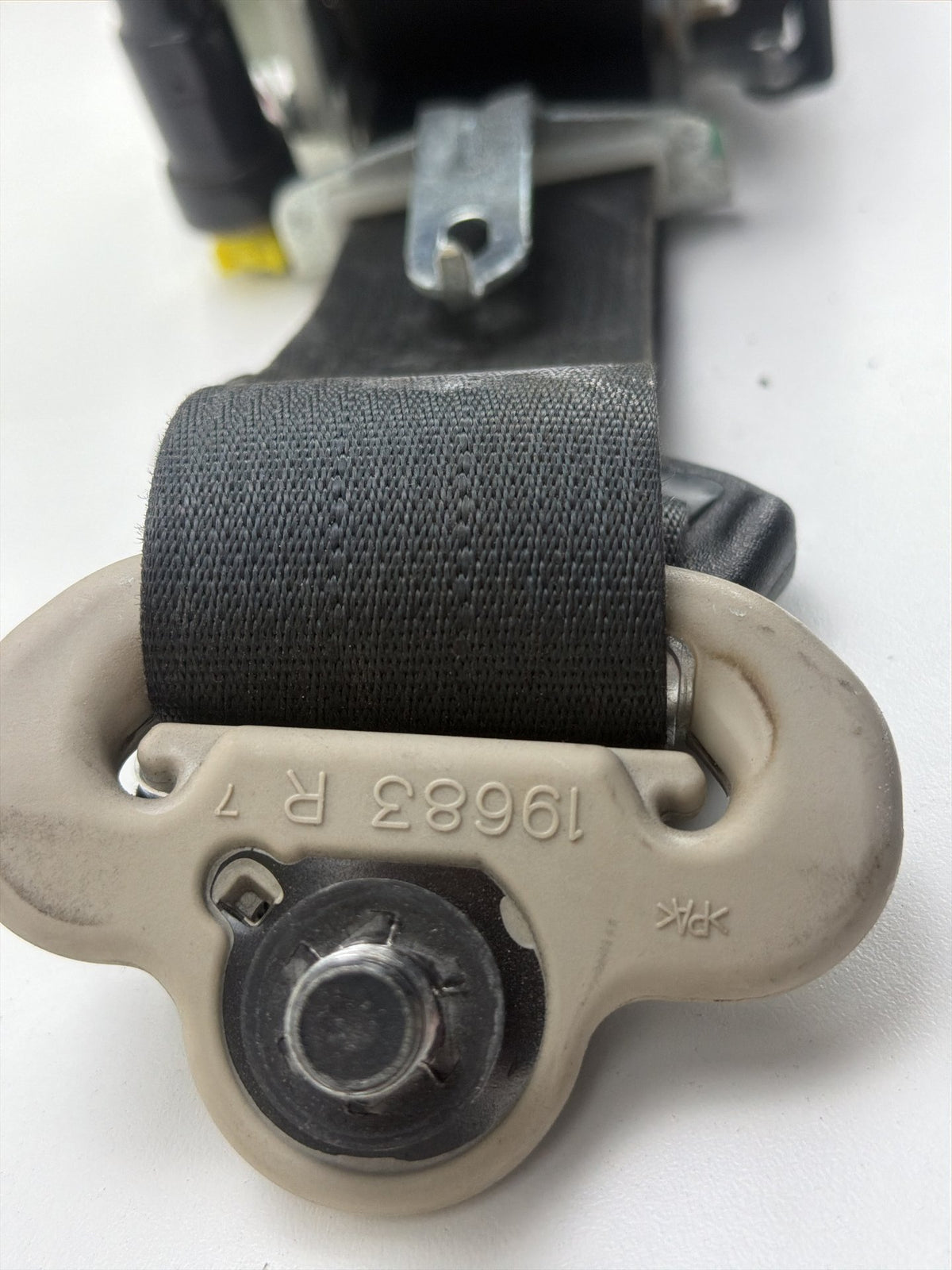 2013-2018 Nissan Altima Right Front Side Seat Belt Retractor Assembly OEM