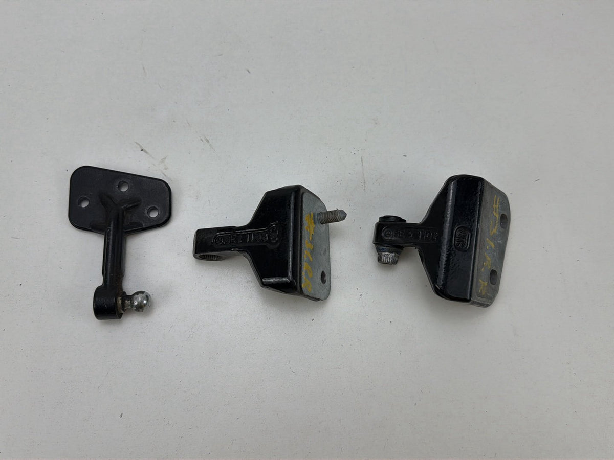 2007-2013 Mercedes-Benz S550 W221 Rear Right Passenger Side Door Hinge OEM