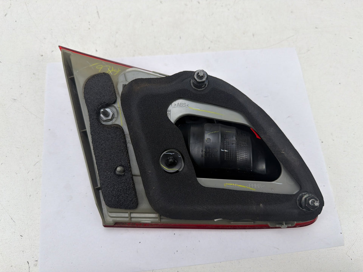 2013-2015 Nissan Sentra Right Side Inner Trunk Lid Tail Light 265503SH5A OEM
