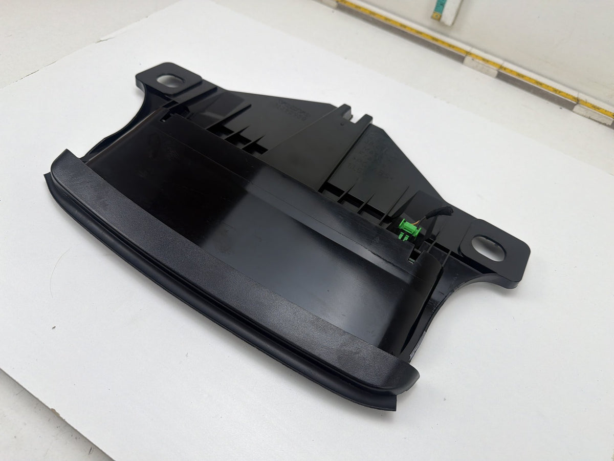 2014-2018 Volvo S60 Center High Mount Third Brake Stop Light Lamp OEM