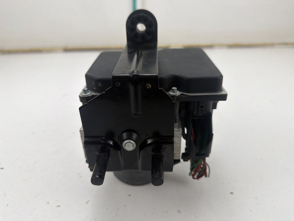 2010-2012 Land Rover Range Rover ABS Anti Lock Brake Pump Modulator Actuator OEM