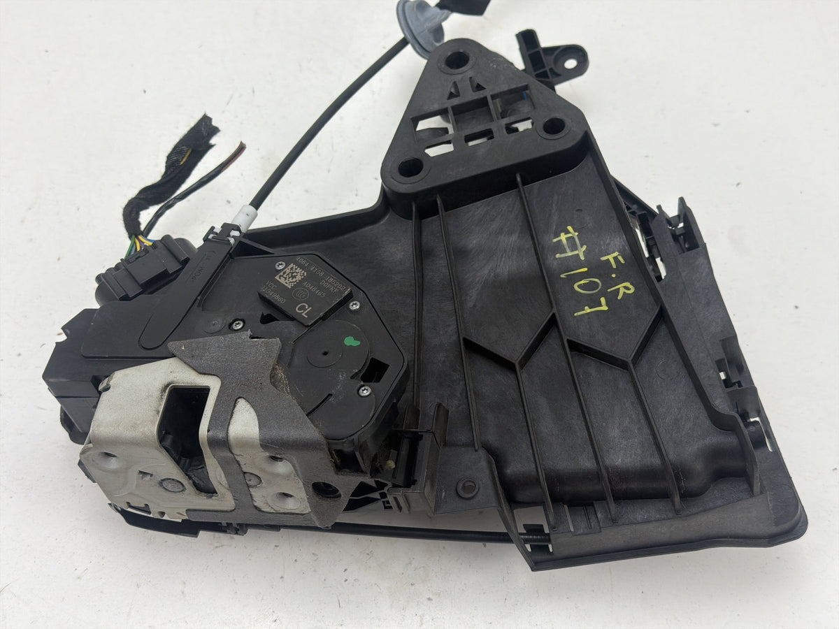 2011-2018 Volvo S60 Front Right Passenger Side Door Lock Actuator 31349860 OEM